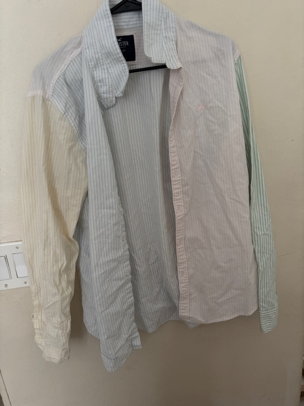 Hollister Men's Light Pastel Multi-Striped Button-Down Shirt - Blue/Green/Cream